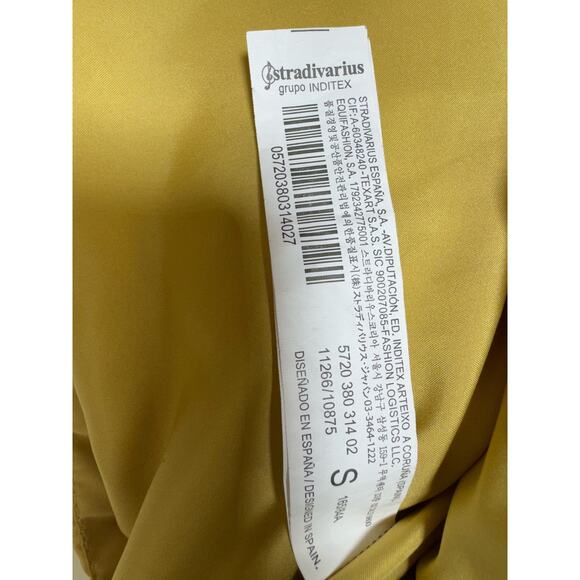 Stradivarius Women’s Puffer Coat Size Small Yellow Gold Cozy Core - Picture 8 of 14